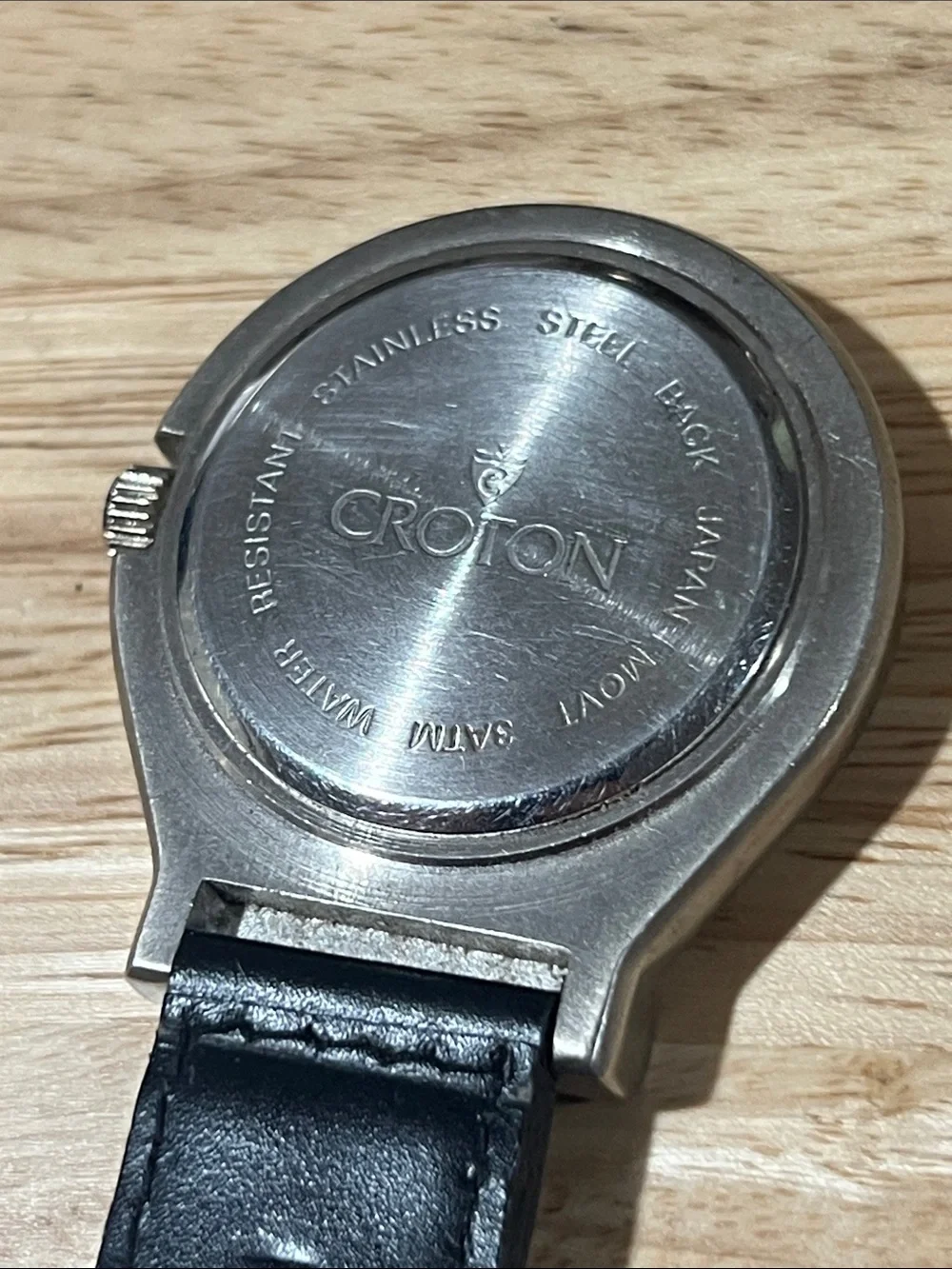 Croton clip on pocket watch vintage needs battery z16